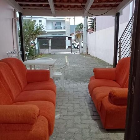 Apartamento Terreo Com Ar Condicionado E 2 Suites Bem Localizado Гаропаба Екстер'єр фото