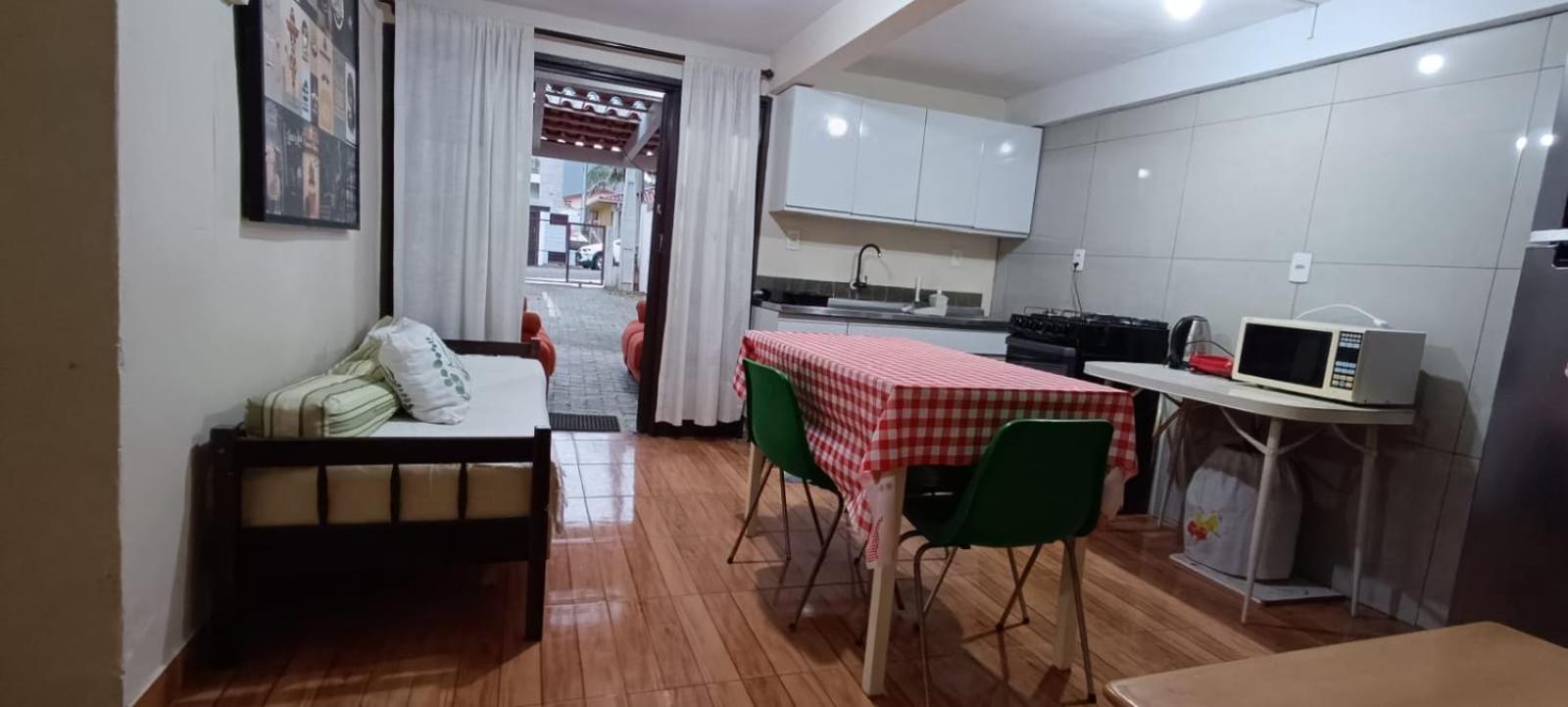 Apartamento Terreo Com Ar Condicionado E 2 Suites Bem Localizado Гаропаба Екстер'єр фото